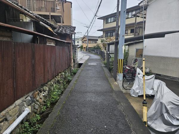 京都市左京区上高野鐘突町　古家付売土地