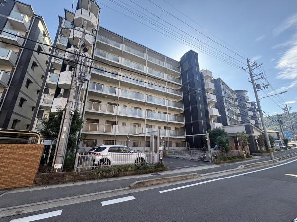 はなみずきコート嵐山松尾Ⅱ番館