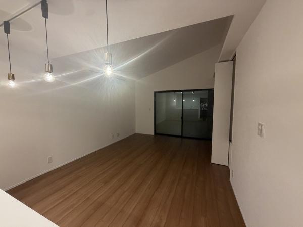 京都市右京区嵯峨折戸町　新築戸建