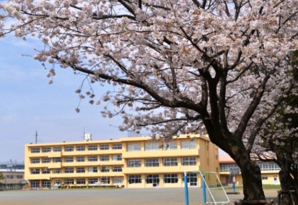 海老名市社家２丁目の中古一戸建て(海老名市立社家小学校)