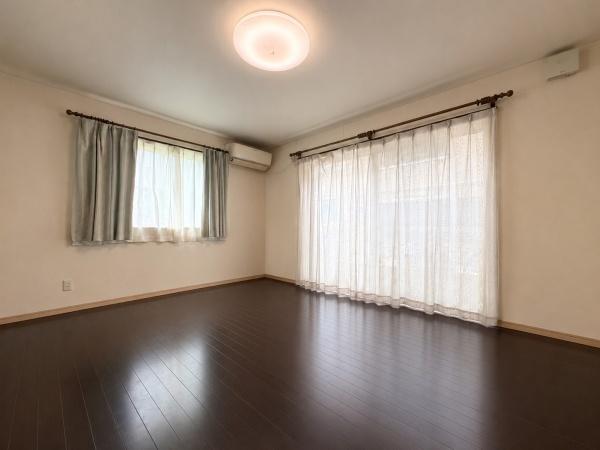 海老名市社家２丁目　戸建