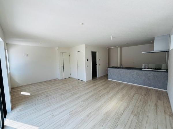 藤沢市石川２期　新築戸建全３棟　４号棟
