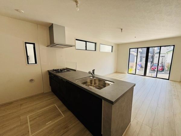 藤沢市石川２期　新築戸建全３棟　４号棟