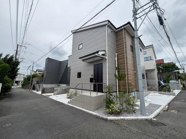 藤沢市辻堂太平台４期　新築戸建全２棟　２号棟