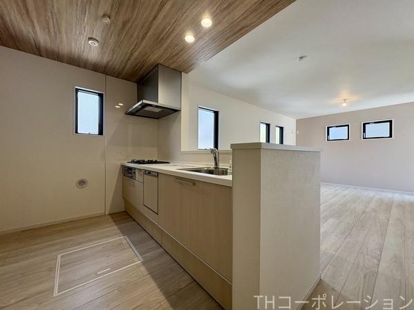 茅ヶ崎市南湖５期　新築戸建全２棟　２号棟