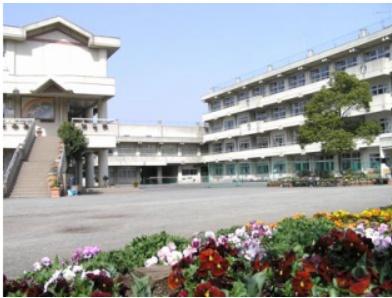 ライオンズマンションかしわ台(海老名市立柏ケ谷中学校)