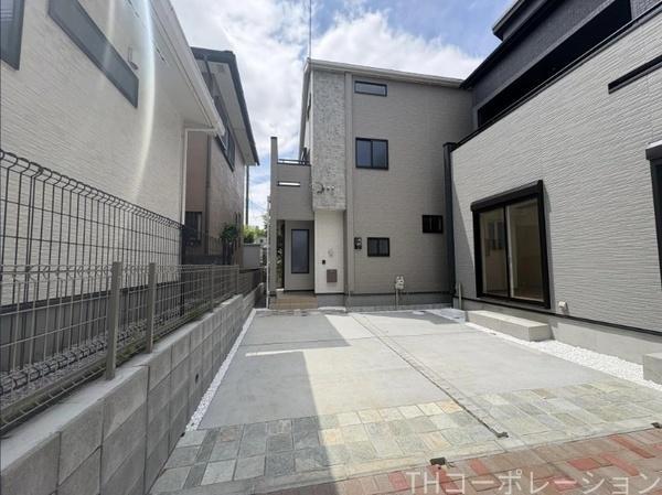 寒川町倉見　新築戸建全３棟　３号棟