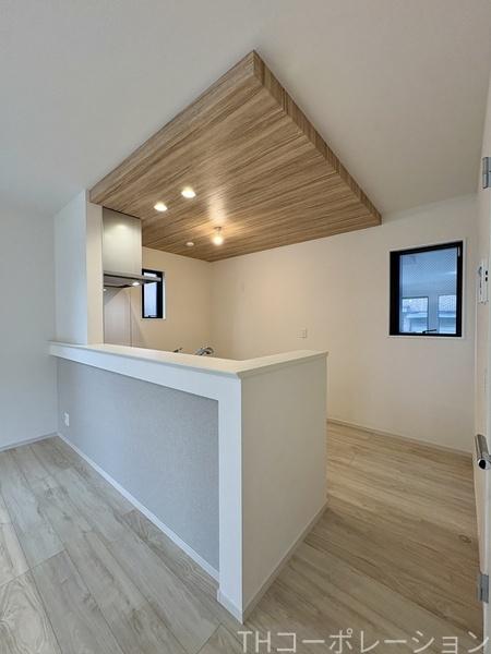 平塚市平塚新築戸建　２号棟