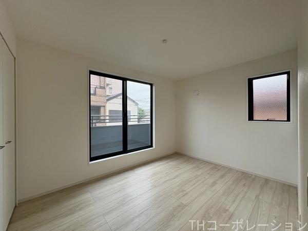 平塚市平塚新築戸建　２号棟