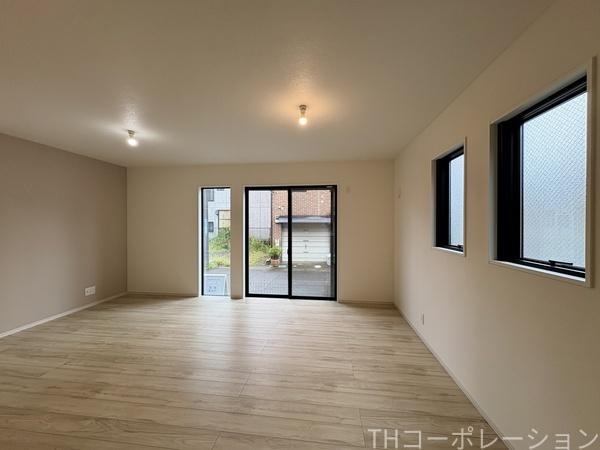 平塚市平塚新築戸建　２号棟