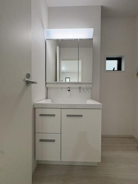 茅ヶ崎市東海岸北５丁目　新築戸建　２号棟