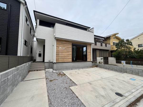 藤沢市片瀬４丁目の中古一戸建て