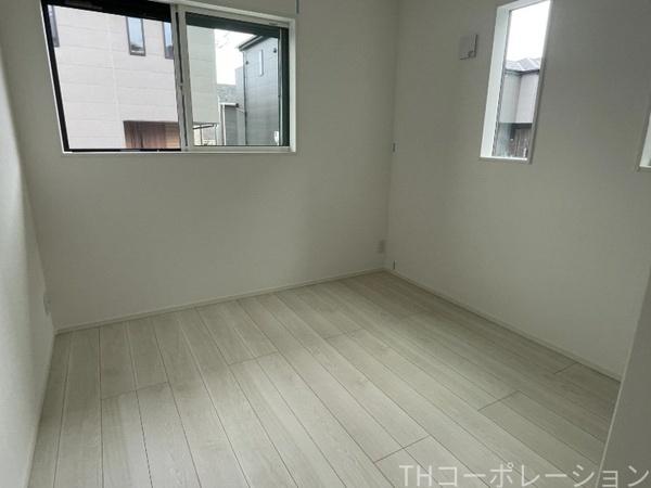 秦野市第３戸川　新築一戸建て全３棟　２号棟