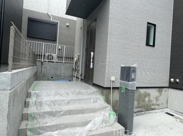秦野市第３戸川　新築一戸建て全３棟　２号棟