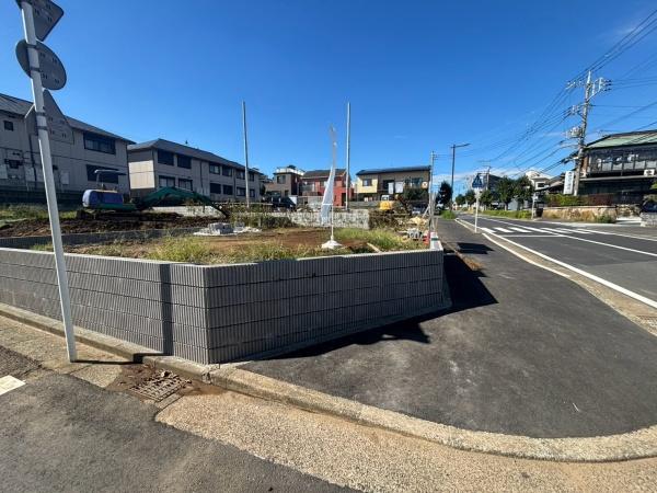 藤沢市石川3丁目　売地　8区画　宅地3