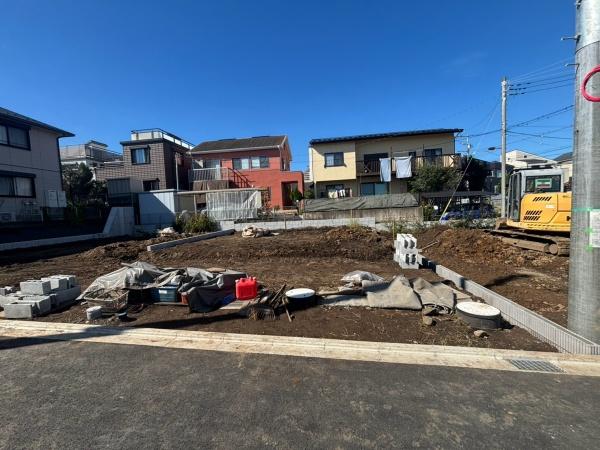 藤沢市石川3丁目　売地　8区画　宅地7