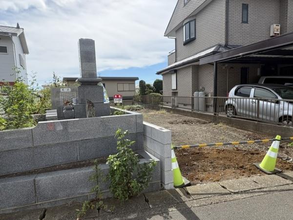 高座郡寒川町岡田３丁目の土地