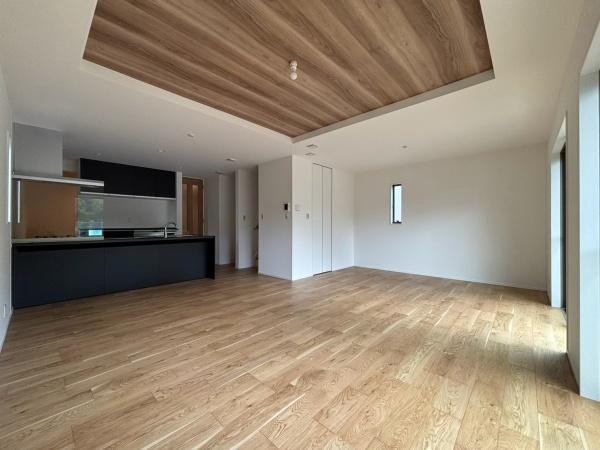 藤沢市片瀬山５丁目　新築戸建