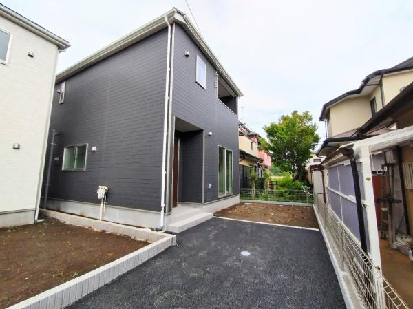 寒川町岡田8丁目　新築戸建　2号棟