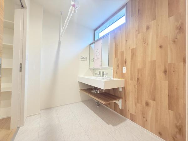鎌倉市津西　新築戸建