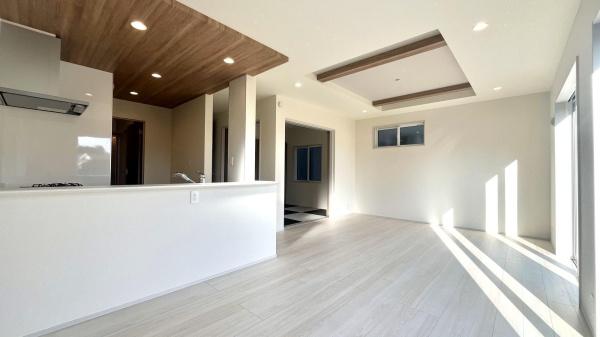 茅ヶ崎市香川６丁目　新築戸建