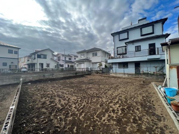 秦野市春日町　新築戸建