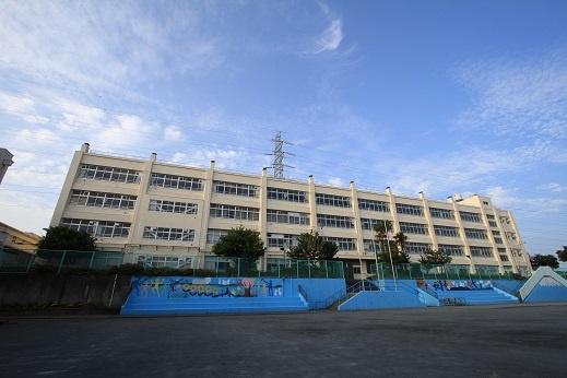 コープ野村港南台(日野南小学校)