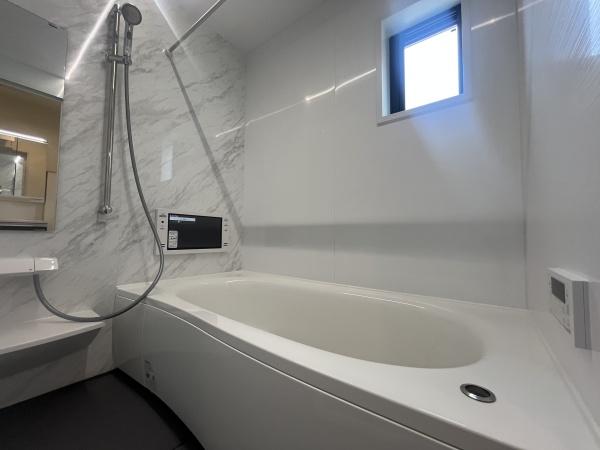 高座郡寒川町中瀬の新築一戸建(バス)