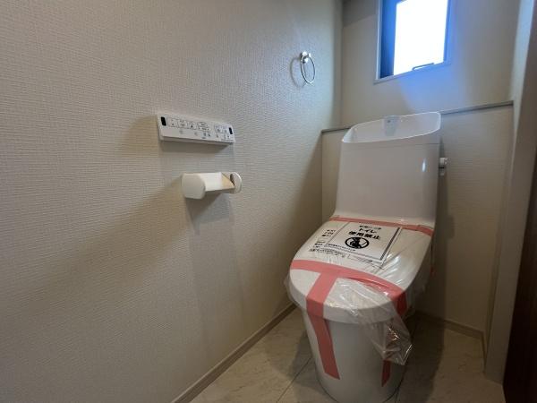 高座郡寒川町中瀬の新築一戸建(トイレ)