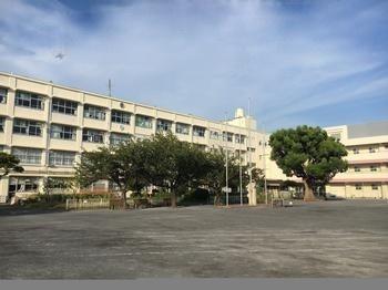 横浜市泉区和泉中央北３丁目の土地(横浜市立中和田小学校)