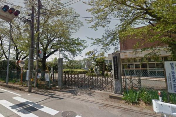 桜川市真壁町下谷貝の中古一戸建て(桜川市立谷貝小学校)