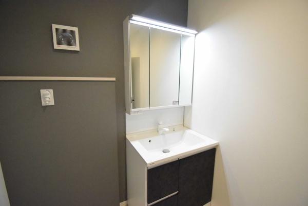 牛久市さくら台3丁目の中古一戸建て(洗面台・洗面所)