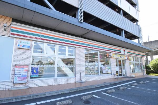 守谷市本町の土地(セブンイレブン守谷ひがし野2丁目店)