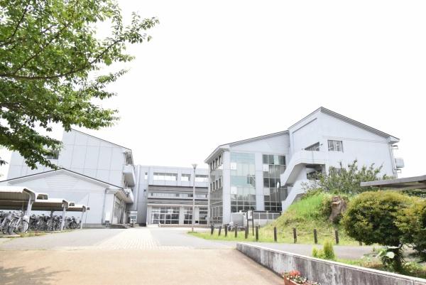 龍ケ崎市白羽3丁目の中古一戸建て(龍ケ崎市立城ノ内中学校)