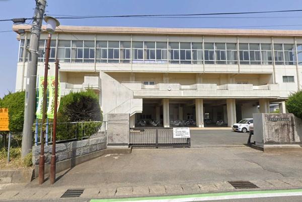 鉾田市烟田の土地(鉾田市立鉾田南中学校)