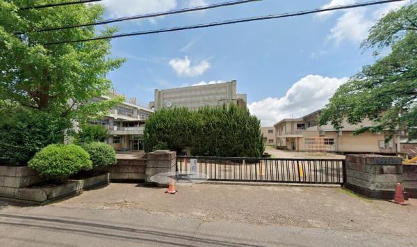 常総市水海道山田町の新築一戸建(常総市立水海道小学校)