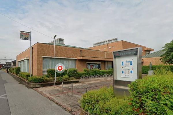 常総市水海道山田町の新築一戸建(常総市立図書館)