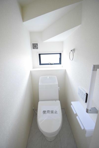 石岡市北府中１丁目の新築一戸建