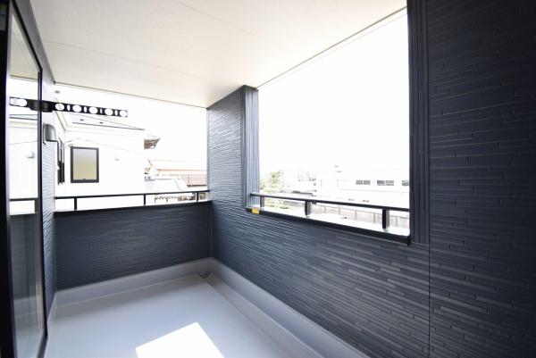 石岡市北府中１丁目の新築一戸建