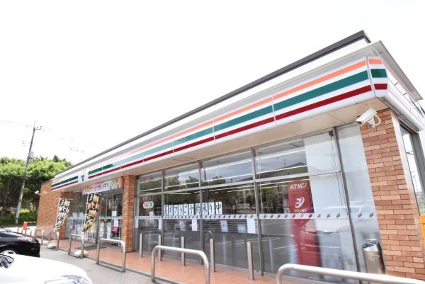 土浦市中の新築一戸建(セブンイレブン土浦中南店)