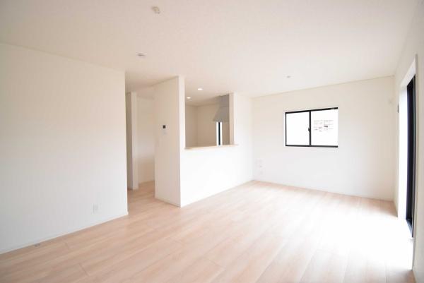 土浦市中高津２丁目の新築一戸建