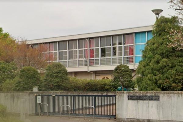 龍ケ崎市松葉１丁目の土地(龍ケ崎市立松葉小学校)