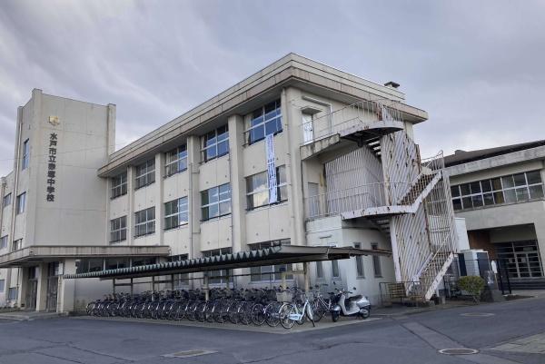 ロイヤルプラザ水戸赤塚(水戸市立赤塚中学校)