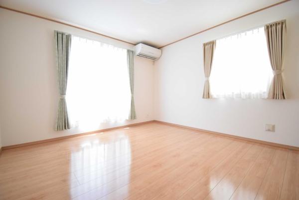 牛久市刈谷町２丁目の中古一戸建て