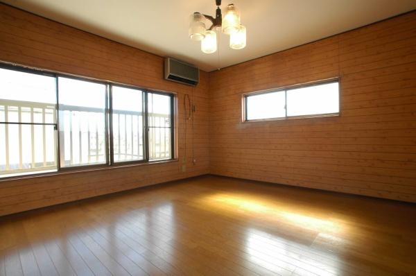 牛久市上柏田１丁目の中古一戸建て