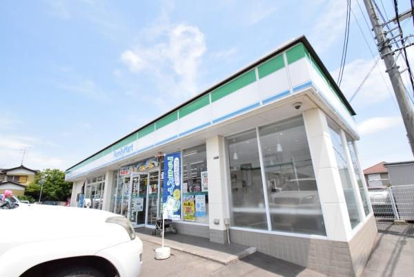 土浦市中の中古一戸建て(ファミリーマートフレスト土浦中村東店)