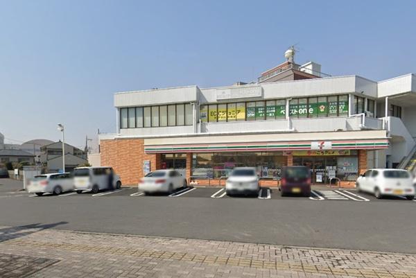 Ｄ’クラディア水戸末広町(セブンイレブン水戸末広町店)