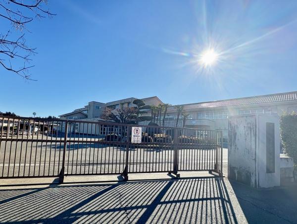 かすみがうら市戸崎の中古一戸建て(かすみがうら市立霞ヶ浦中学校)