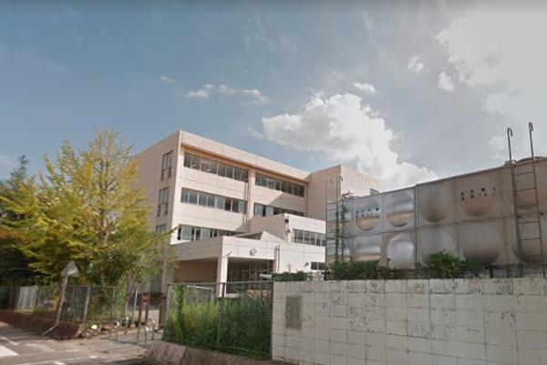 取手市紫水１丁目の中古一戸建て(取手市立藤代中学校)