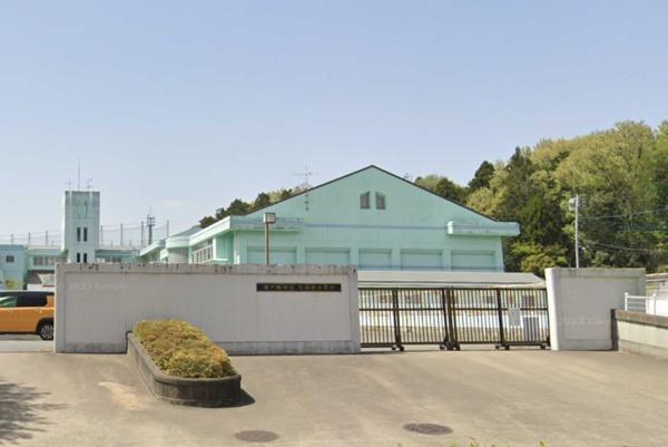 ウッドパーク四季の丘ウエストＡ棟(龍ケ崎市立久保台小学校)